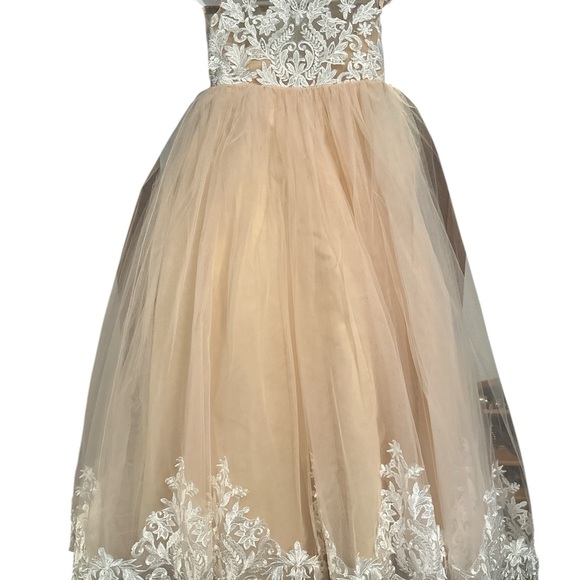 Miama Size 7 Flower Girl Gown - Picture 2 of 3